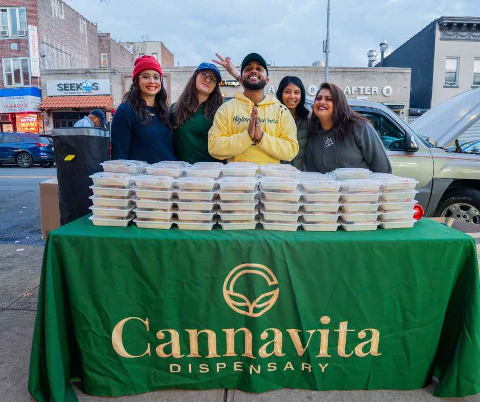 food donation by cannavita to astoria food pantry